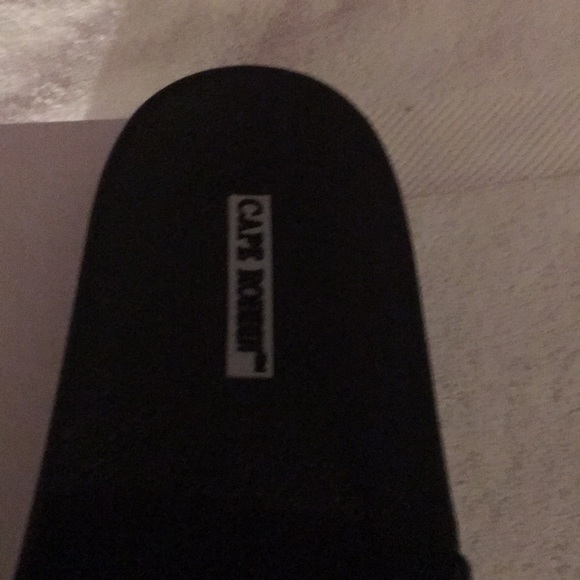 🌵🌹 gorgeous slides NWT w/ Rose on shoes Red - Picture 4 of 5